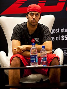 Jason Mercier "promuove" i tornei con re-entry