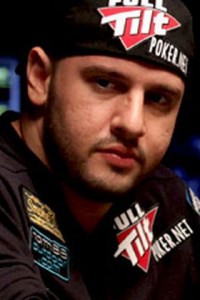 WSOP 2011 ev. 47: Mizrachi, braccialetto gettato al vento