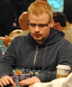 Mickey 'mement_mori’ Petersen nel team PokerStars