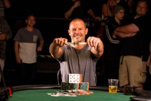 WSOP 2014: Miscikowski vince 719.000$, che lotta nel LHE