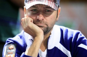 Negreanu sbotta: 'troppi perditempo al One Drop!'