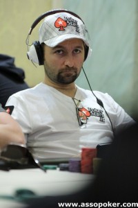 Negreanu sarcastico sulla Epic Poker League: 'chi era il vostro consulente, Ray Bitar?'