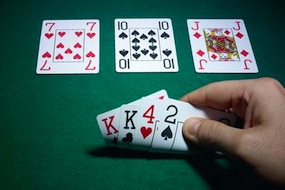 Omaha vs Hold'em: la lettura del board