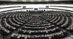 Parlamento UE: tetto spesa giornaliera per il gioco online?