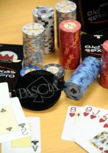 Riccione: scoperta una 'bisca part-time'!