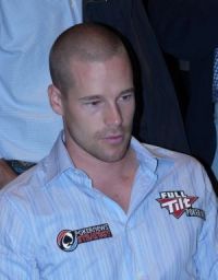 Patrik Antonius torna a ruggire