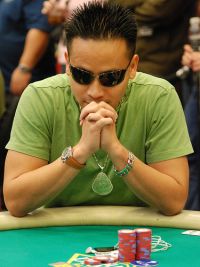 John Phan tra le 'Legends'