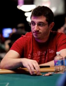 Phil Galfond: “Giocare a poker non significa diventare robot”