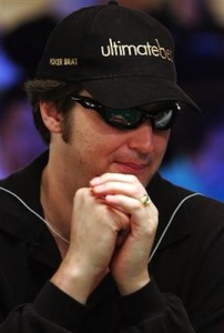 Phil Hellmuth e le WSOPE: grande entrata, pessima uscita