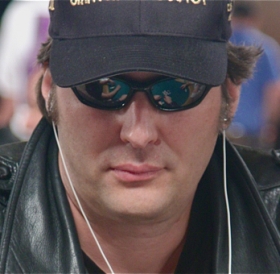 Phil Hellmuth al Monte Carlo Millions: tre coppie scoppiate