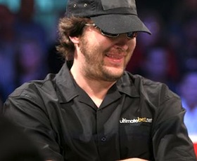 Phil Hellmuth e l’incubo Q-10 al Bad Boys of Poker