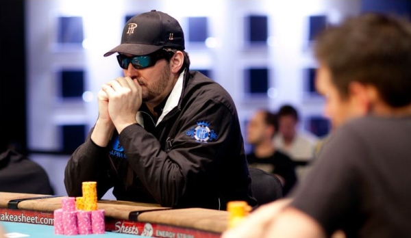 Blackjack pizza aurora co 80015 Nombres de manos en texas holdem