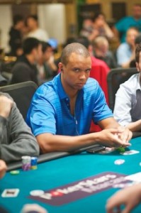 Phil Ivey in orbita nell' APPT di Macao