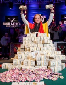 Le curiosità del tavolo finale del Main Event WSOP 2011