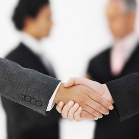 Playtech rinnova il software, acquista Merkur e sbarca in USA