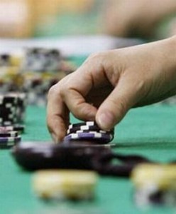 Poker live: la Camera posticipa il Bando al 2013!