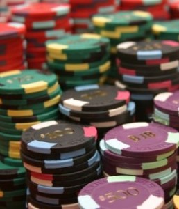 Poker Italia: bando live entro giugno. Snai acquista Cogetech