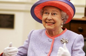La Regina Elisabetta annuncia la rivoluzione nell’online