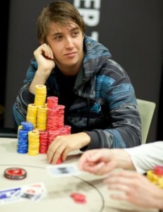 EPT Tallinn: Kaiser e Kelopuro in forma, 10° Apicella