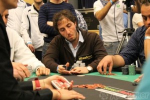 People's PT: Russo ci riprova da chipleader del tavolo finale - segui la diretta tv!
