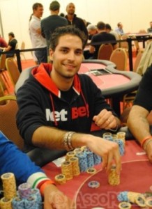 King Of Poker day 2: Saman Ziarati al comando!