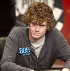 888Poker interessato all'acquisto di Full Tilt?