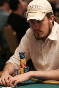 Analisi di una mano con Daniel Negreanu: un raise for info
