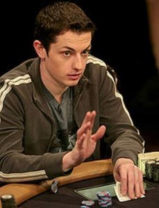 Tom Dwan: “vado all’estero per giocare online”