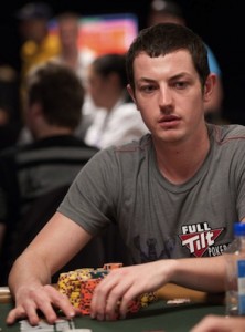 Tom Dwan difende Lederer, ma i giocatori insorgono