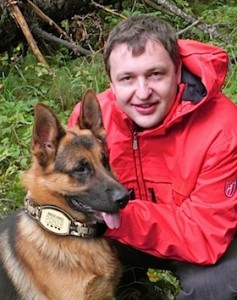 Tony G: solo Swarovski per il suo cane