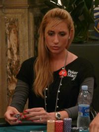 Italian Poker Tour Venezia - Day 1B report: Minieri out, Vanessa ok!