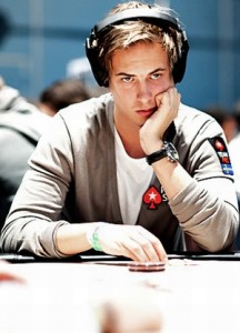 NBC Heads-Up: Hellmuth e jungleman12 tra i magnifici 8