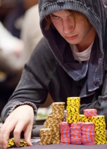 Cash game online: Isildur1 annienta Daniel Cates ma…