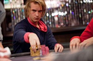 Sei aggressivo e vincente? La poker room ti banna