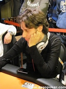 WSOP 2011 Main Event: 10 italiani a premio. Martinez decolla