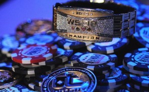 Poker e fisco: ai nostri pro conviene giocare MTT negli States?