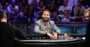 Flop da urlo per Negreanu: Esfandiari e Galfond sono drawing dead!