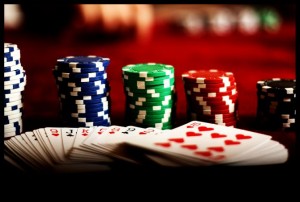 In un circolo di Torino si gioca torneo da € 70: 16 denunciati e multa da € 12mila!