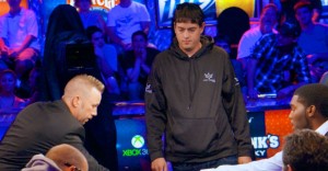 Mark Newhouse e l'eliminazione dal Main Event: giusto bluffare?