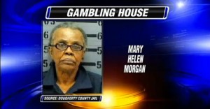 Organizza una partita di poker illegale: arrestata una novantenne!