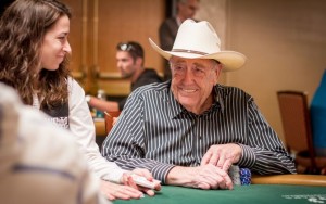 Super HR Cash Game: Doyle Brunson manda broke Jennifer Tilly per 570.000$