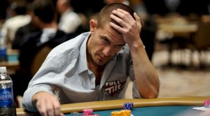 Gus Hansen, Phil Ivey e Viktor Blom: sono loro i più perdenti del 2014