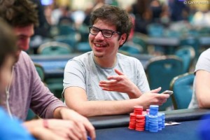 LAPT Bahamas: Kanit Super e polemico, ad un passo dal final table 