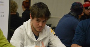 Dario Minieri raggiunge il Day 2 del Sunday Special 