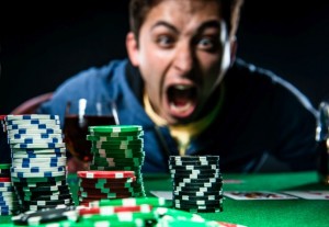 Il Portogallo scherza col fuoco: si al poker dot com!