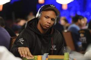 Phil Ivey, l'incubo continua: è di nuovo lui il più perdente della settimana