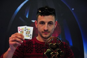 People's Poker Tour: Emanuele Lovascio trasforma 10 euro in 30.000!