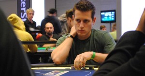 Come la vinci una mano con Q5 suited contro Mike McDonald?