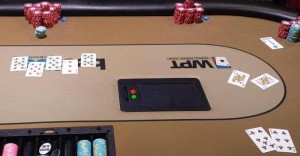 Scala colore contro scala colore: assegnato un bad beat jackpot da 613.000 $