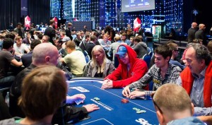 EPT diretta video: guarda Mustacchione e l'esercito azzurro nel day 2 